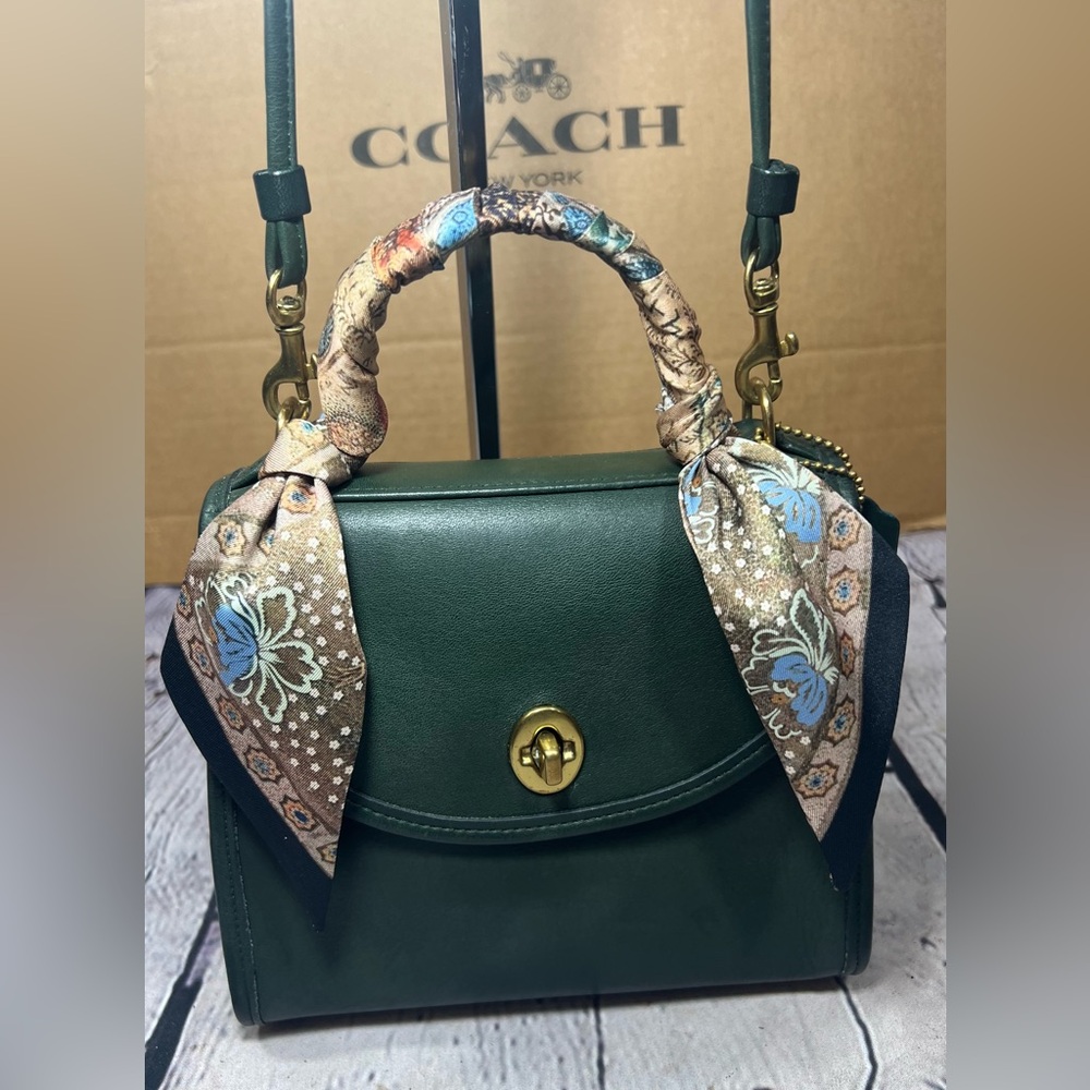 Vintage Coach 9983 Regina Bag RARE Bottle🦠Green Leather EXC COND!